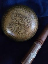 Load image into Gallery viewer, Tibetan Singing Bowl